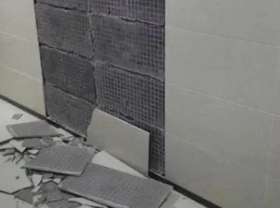 渠县瓷砖空鼓维修公司分享下渠县墙砖松动维修的知识